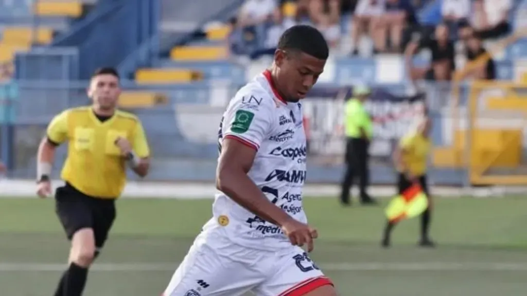 Jossimar Méndez es buscado por varios clubes.