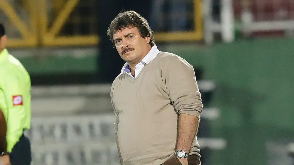 Óscar Ramírez podría ser el reemplazante de Guimaraes.