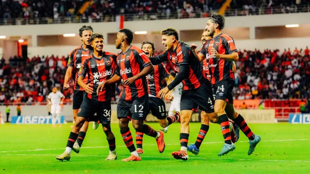 Alajuelense quiere que Puntarenas le pague los gastos.