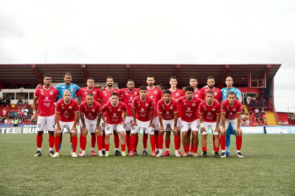 Santos se tambalea (AD Santos).