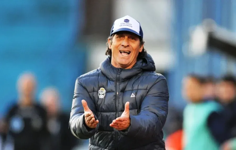 Pedro Troglio fue subcampeón de Liga y Copa Argentina en Gimnasia.