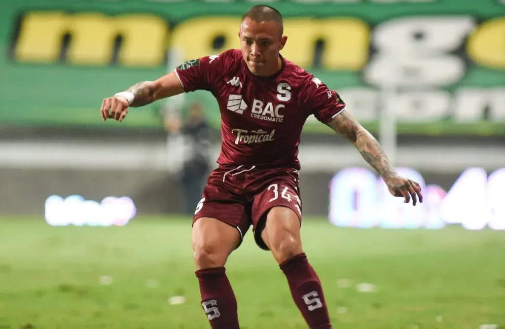 Walter Cortés tiene pasado en Saprissa (Deportivo Saprissa).