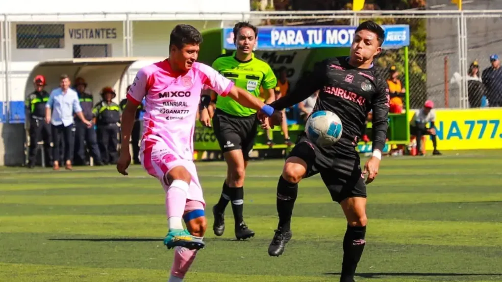 La última vez que chocaron, el 13 de abril, empataron 1-1. Nicolás Martínez abrió el marcador para Mixco al minuto 73 y José Mena lo empató para Municipal al 78′. (Foto: DMO)