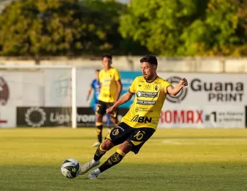 Marvin Angulo cierra una etapa en Liberia (Instagram).