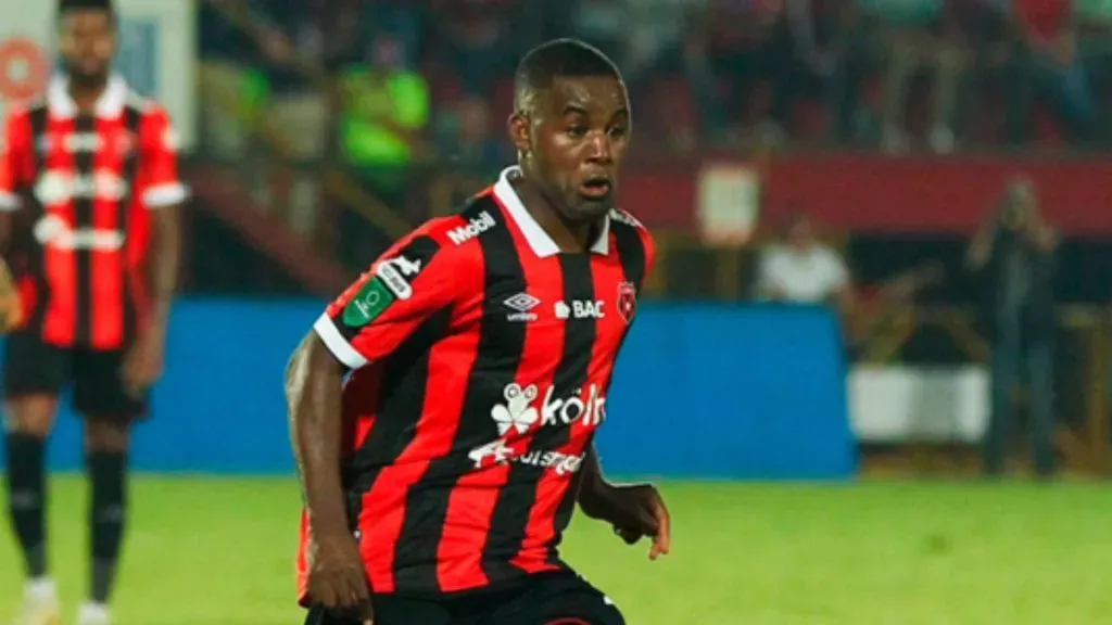 Joel Campbell-Alajuelense
