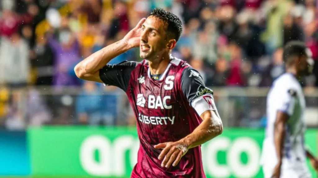 Mariano Torres quiere ganarle a Herediano y llegar a una nueva final. (Saprissa)