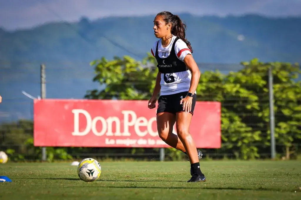 La experimentada zaguera no seguirá en Alajuelense (LDA).