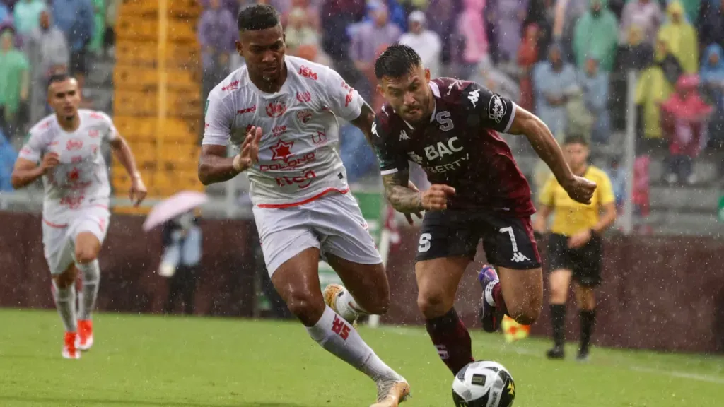 Jefry Valverde tiene pocas oportunidades en el Monstruo (Saprissa).