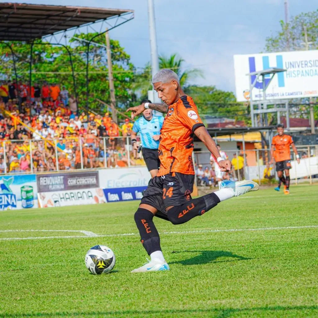 John Paul Ruiz está en la mira de los grandes de Costa Rica (PFC).