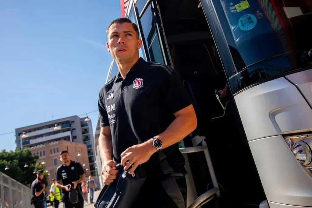 Carlos Mora está en duda para enfrentar a Bahamas (Fedefútbol).