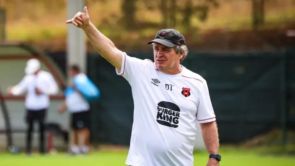 Machillo Ramírez recibe una gran noticia.