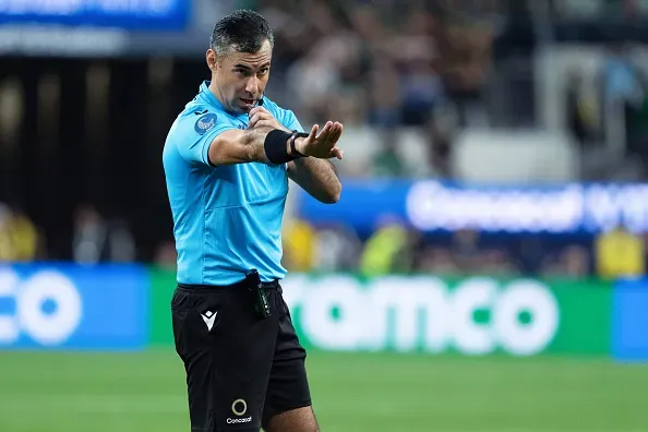 Mario Escobar será el árbitro del Canadá vs Honduras.- (Foto: Getty Images)