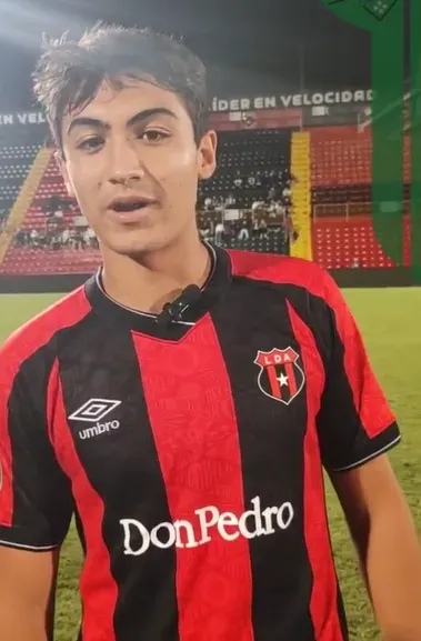 Andrés Beiruta, cachorro del CAR (La Jugada).