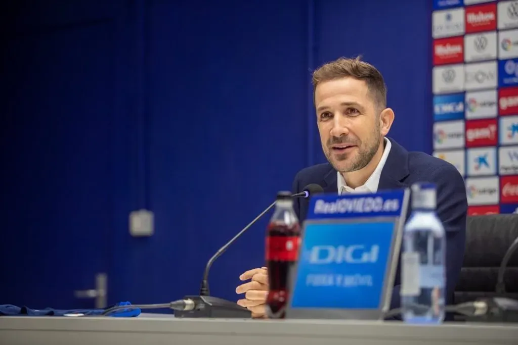 Agustín Lleida logró su gran objetivo en España (Real Oviedo).