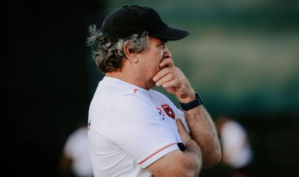 Machillo Ramírez necesita un director de orquesta (LDA).