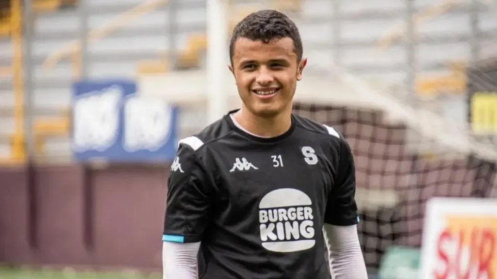 Fabricio Alemán es bucado por dos clubes de Costa Rica.