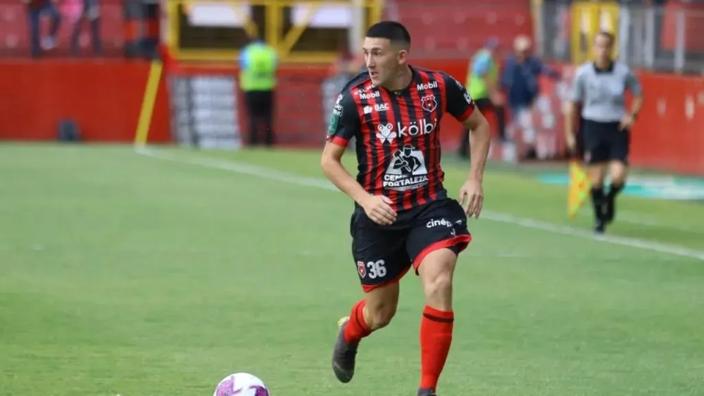 Facundo Zabala podría ir a Independiente de Argentina.