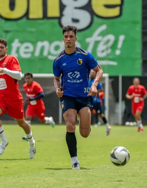 Alajuelense no pudo con Liberia (Municipal Liberia).
