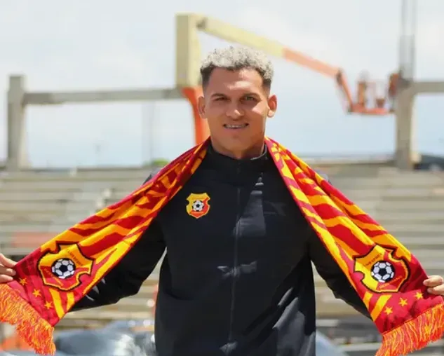 Jurguens Montenegro festejaría un gol ante su ex equipo (CS Herediano).