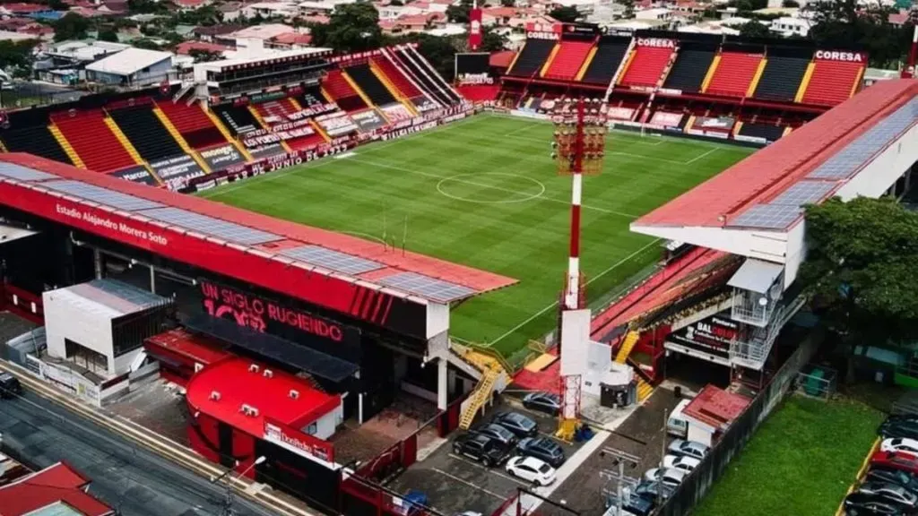 Alajuelense volverá a jugar con su gente en su estadio.
