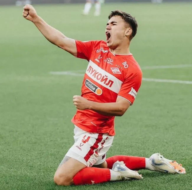 Manfred Ugalde no estuvo en el equipo titular del Spartak (Spartak de Moscú).