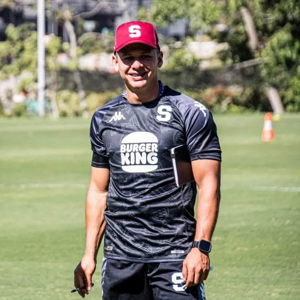 Gabriel Villalobos no seguirá siendo parte de Saprissa (Deportivo Saprissa).