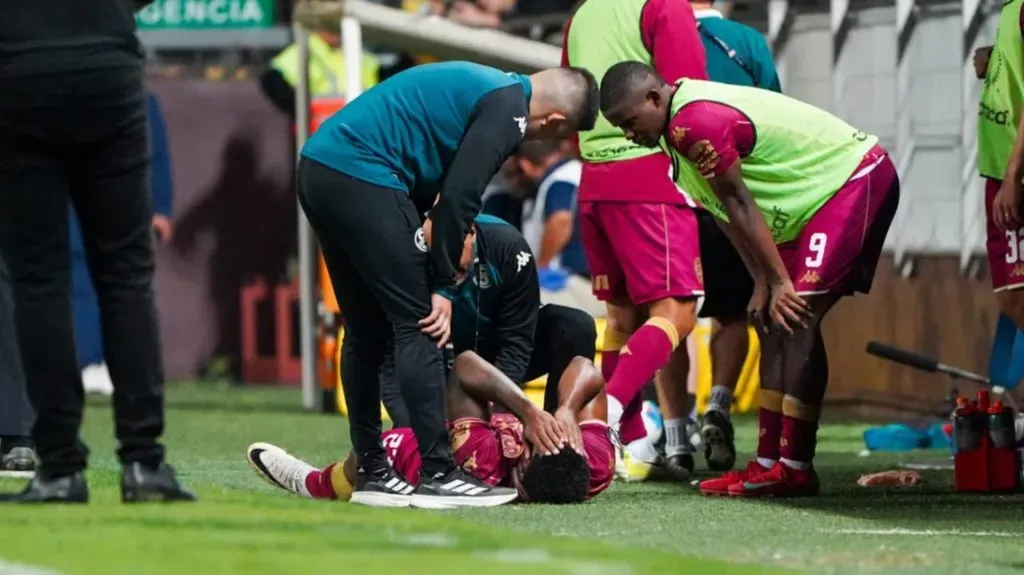 Newton Williams estará 9 meses afuera de las canchas.