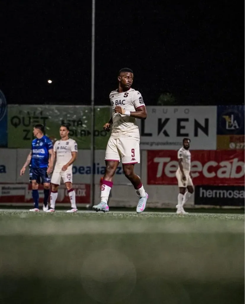 Gustavo Herrera es un recién llegado a Saprissa (Deportivo Saprissa).