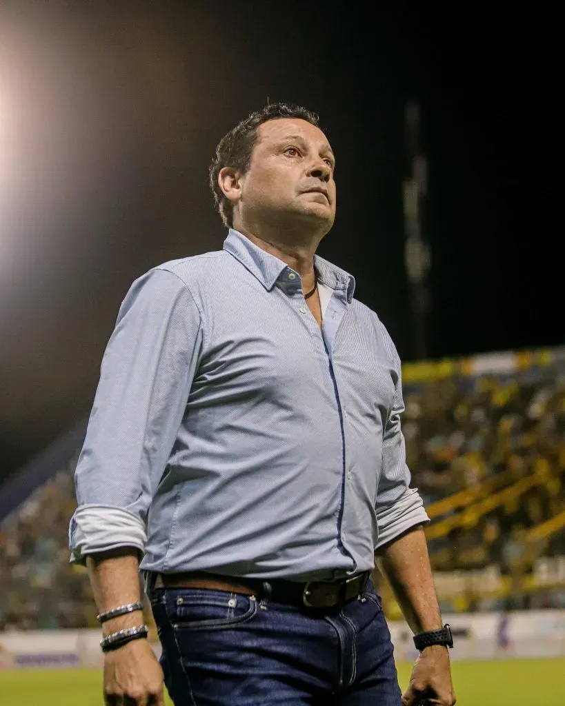 Jeaustin Campos está obligado a sacar puntos en Guatemala.