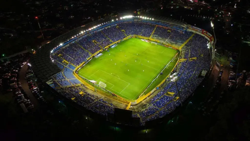El Estadio Cuscatlán iba a ser un pilar para los juegos contra Guatemala y Panamá. (Foto: La Selecta / X)