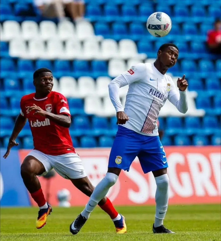 Julián Martínez falló y su equipo lo sufrió.