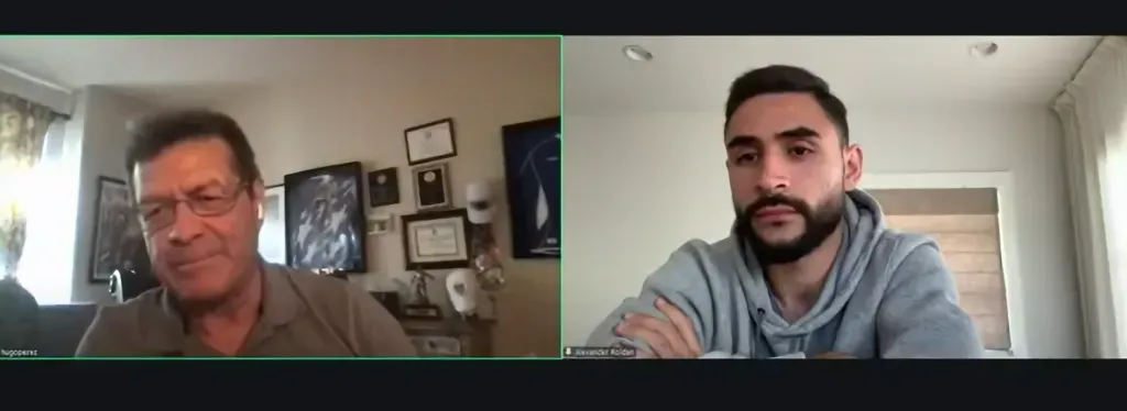 La cara que mantuvo Roldán mientras Pérez le pedía su vuelta.