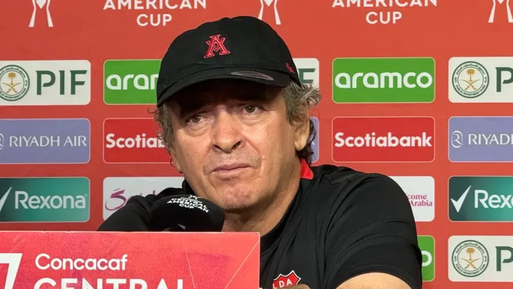 Machillo Ramírez vive una pequeña crisis en Alajuelense. (Foto: LaTeja)