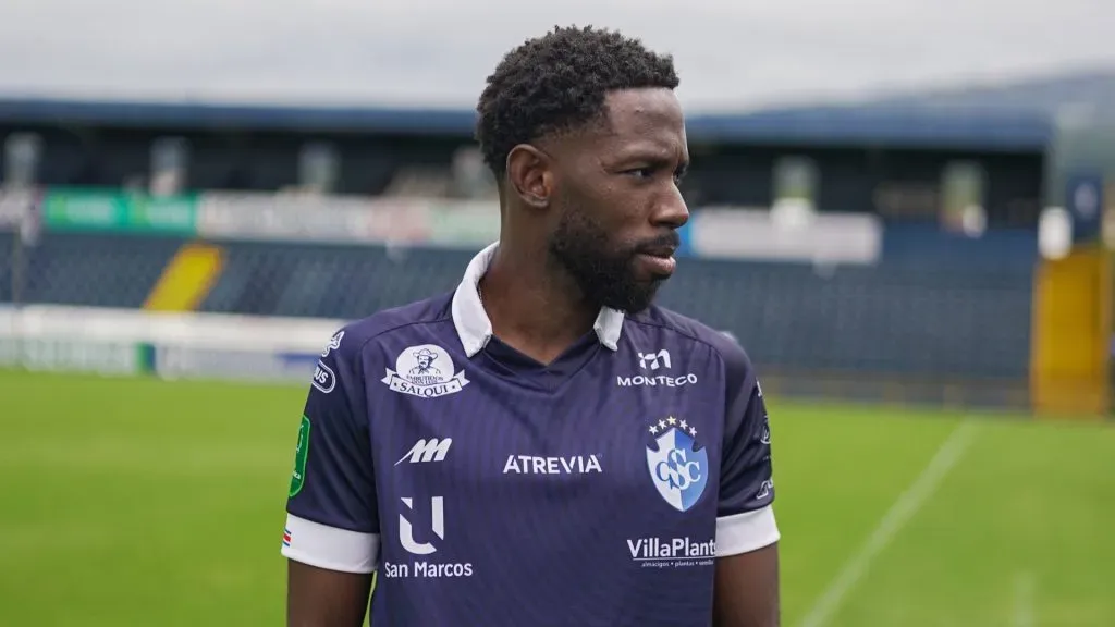 Keysher Fuller mostró su gran profesionalidad.