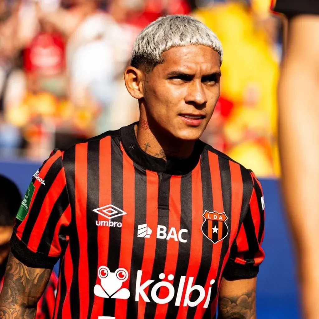 John Paul Ruiz iba a ser titular en Honduras (LDA).