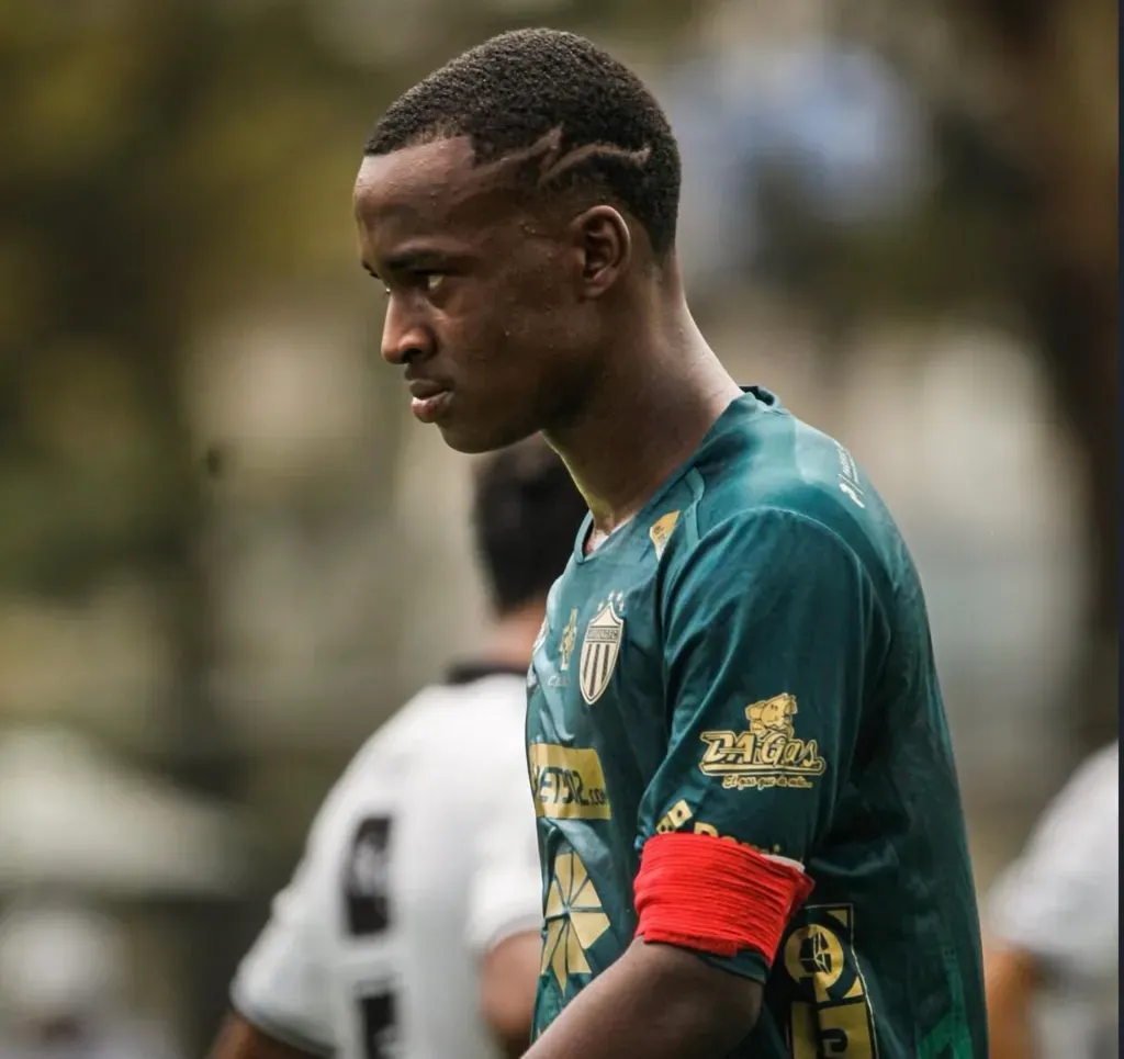 Marvin Ávila Jr. registra dos asistencias en once partidos con Antigua en este semestre.