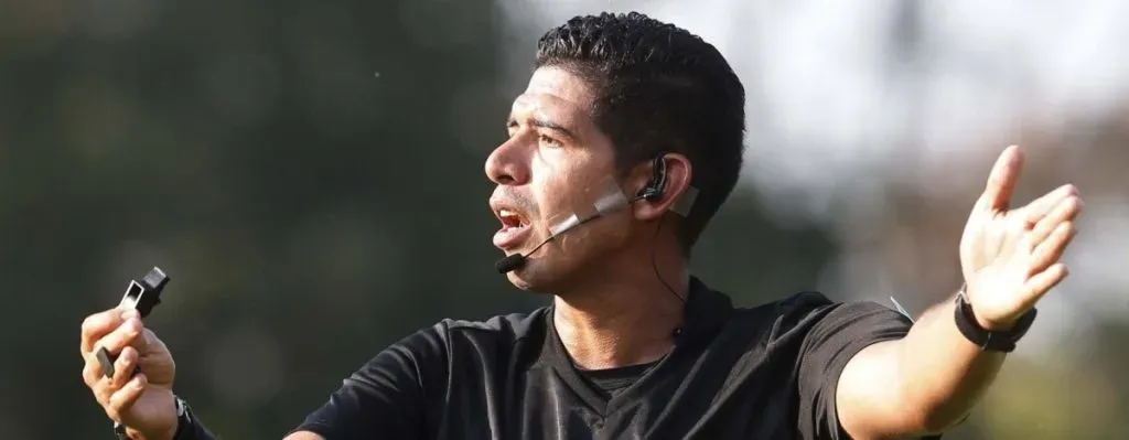 Ismael Cornejo, árbitro salvadoreño.