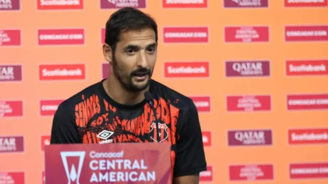 Celso Borges gana más que Mariano Torres. (Foto: Concacaf)