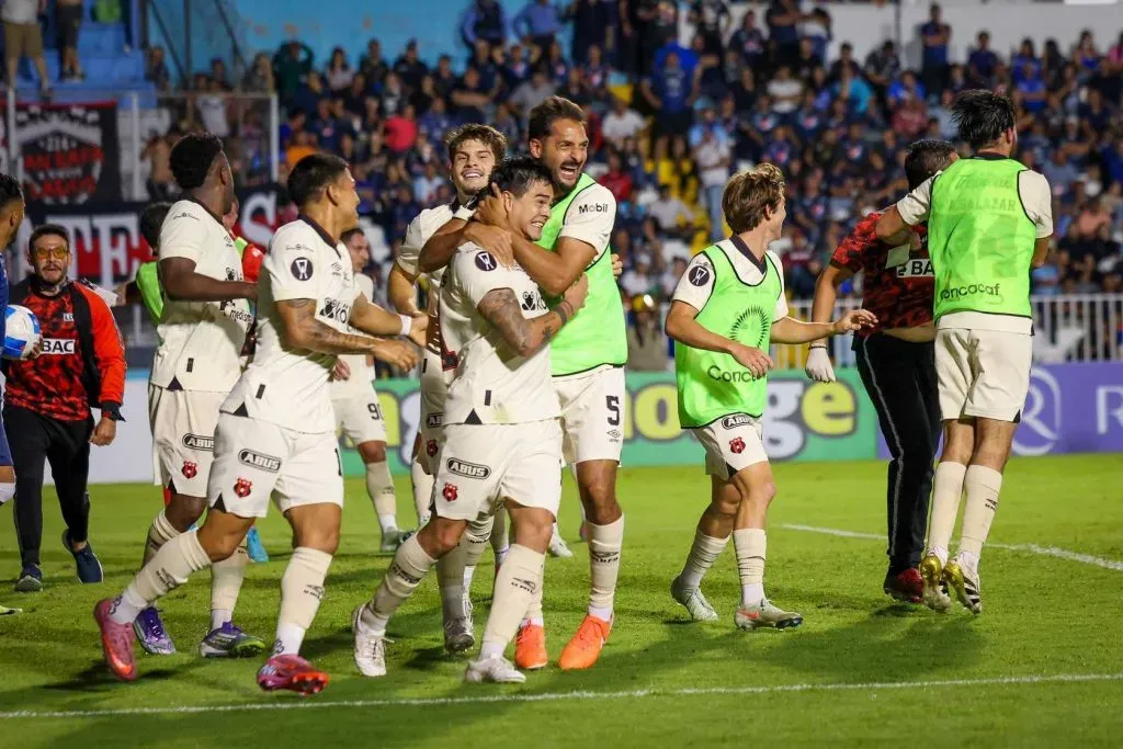 Javier López pone a Alajuelense como el culpable de todo lo que pasó con Motagua. Esa eliminación comenzó la crisis.