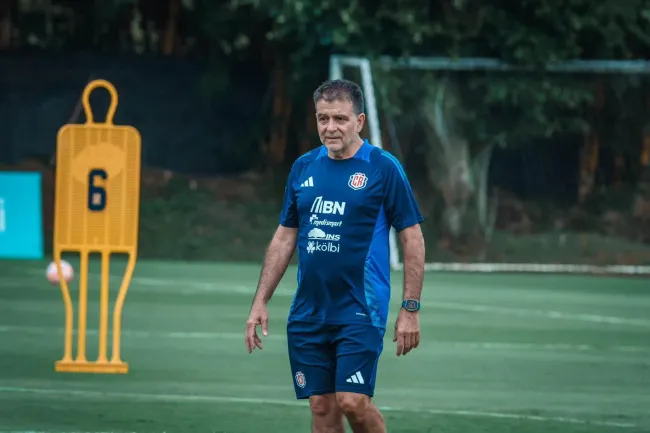 Claudio Vivas dirigió a Costa Rica en 2024 (FCRF).