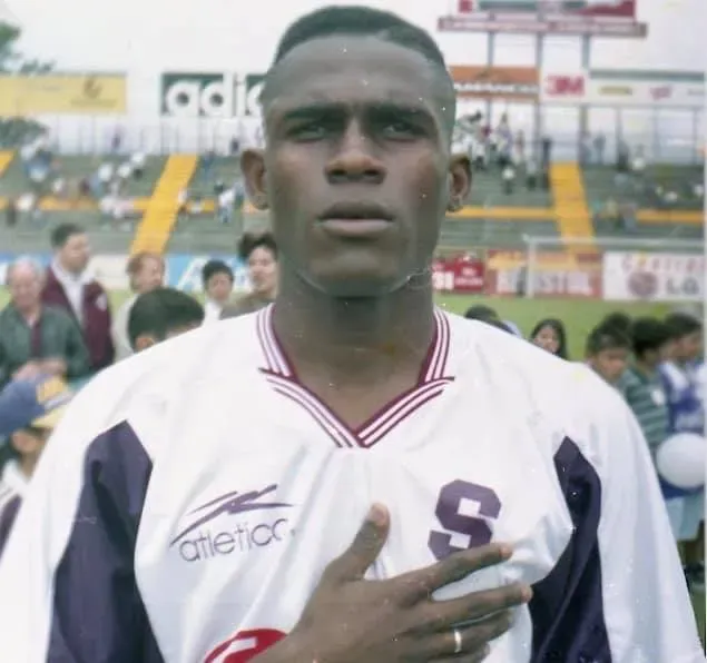 Rayner Robinson jugó en Saprissa a principios de los años 2000 (Sensación Deportiva).