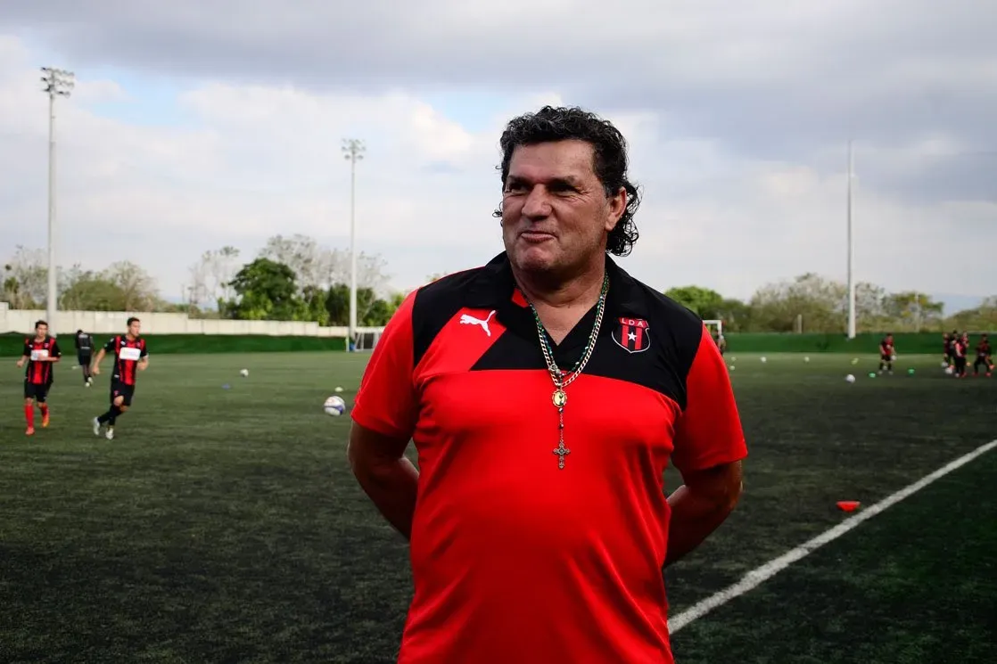 Chunche Montero recibió una oferta desdee Saprissa (LDA).