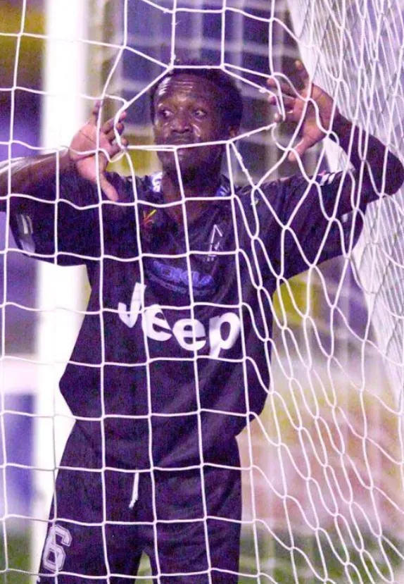 El recordado festejo de Lacey vs Saprissa (La Nación).