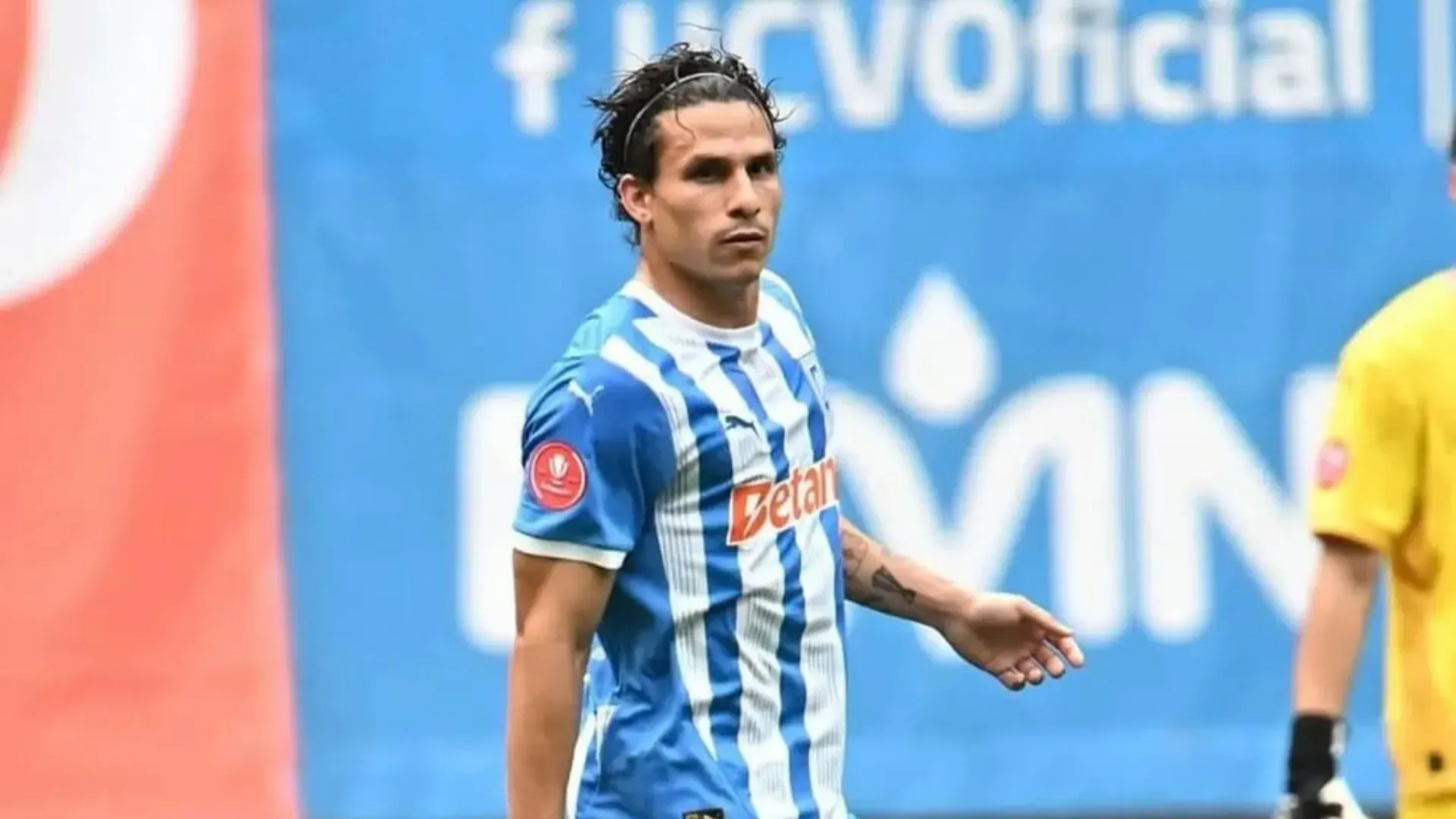 Luis Paradela quiere continuar en Europa (U. Craiova).