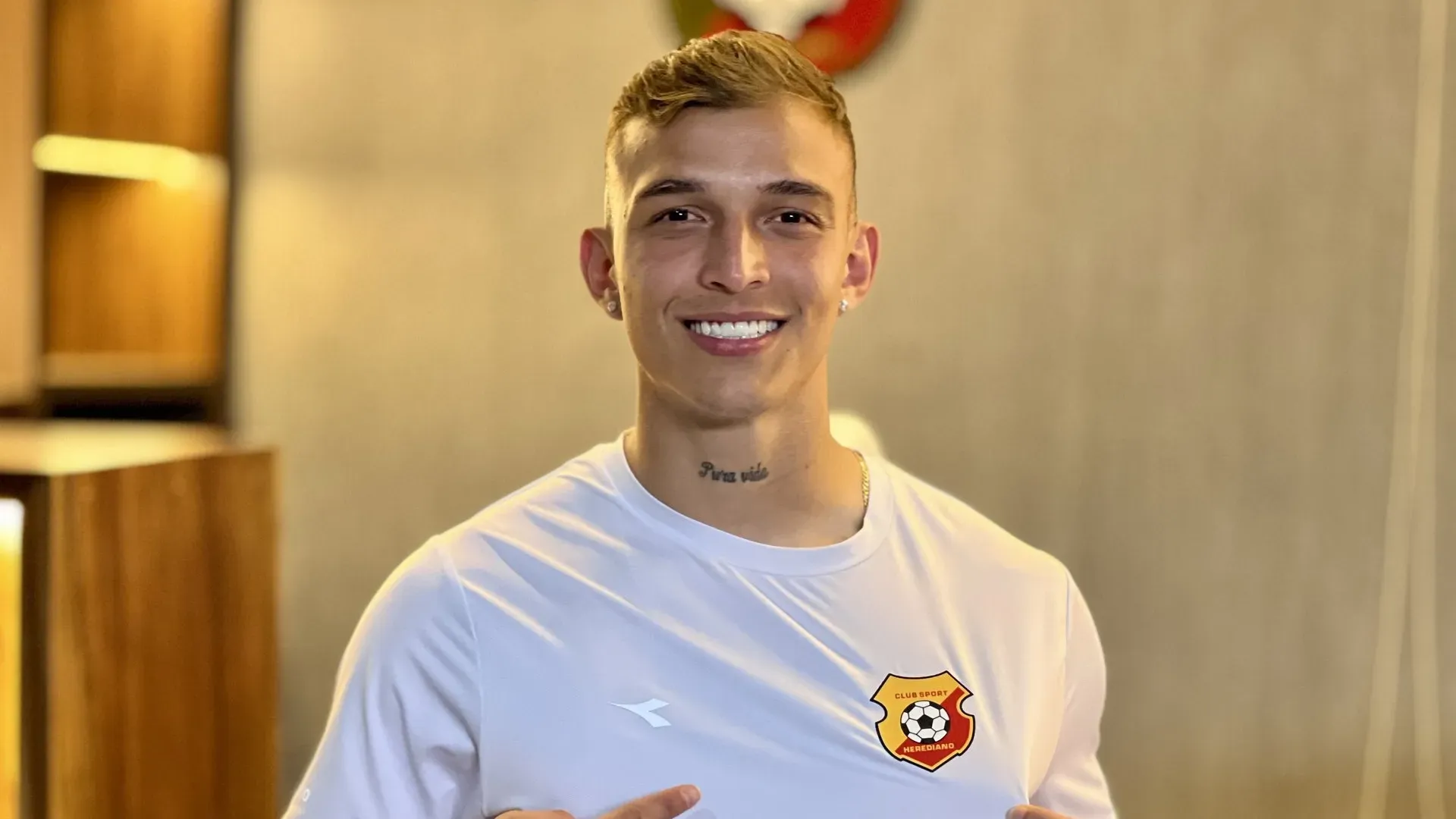 Kenneth Vargas interesa en la Liga. (Foto: Herediano)