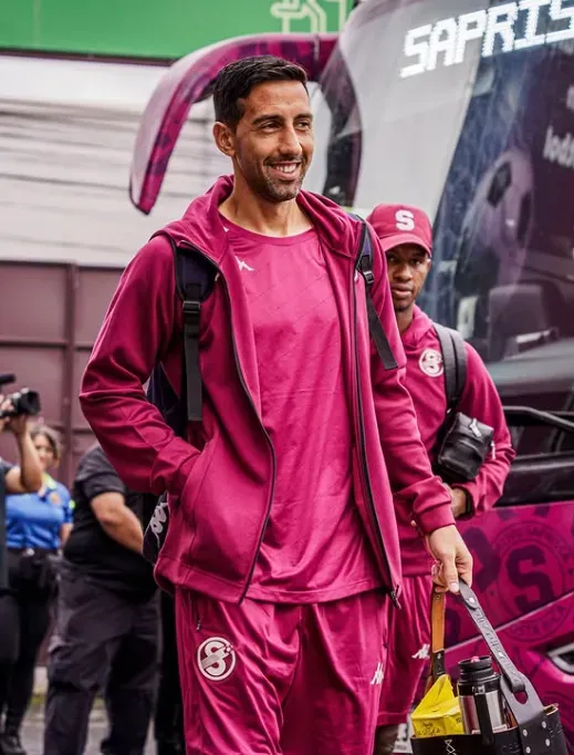 Mariano Torres no está al 100% (Saprissa).