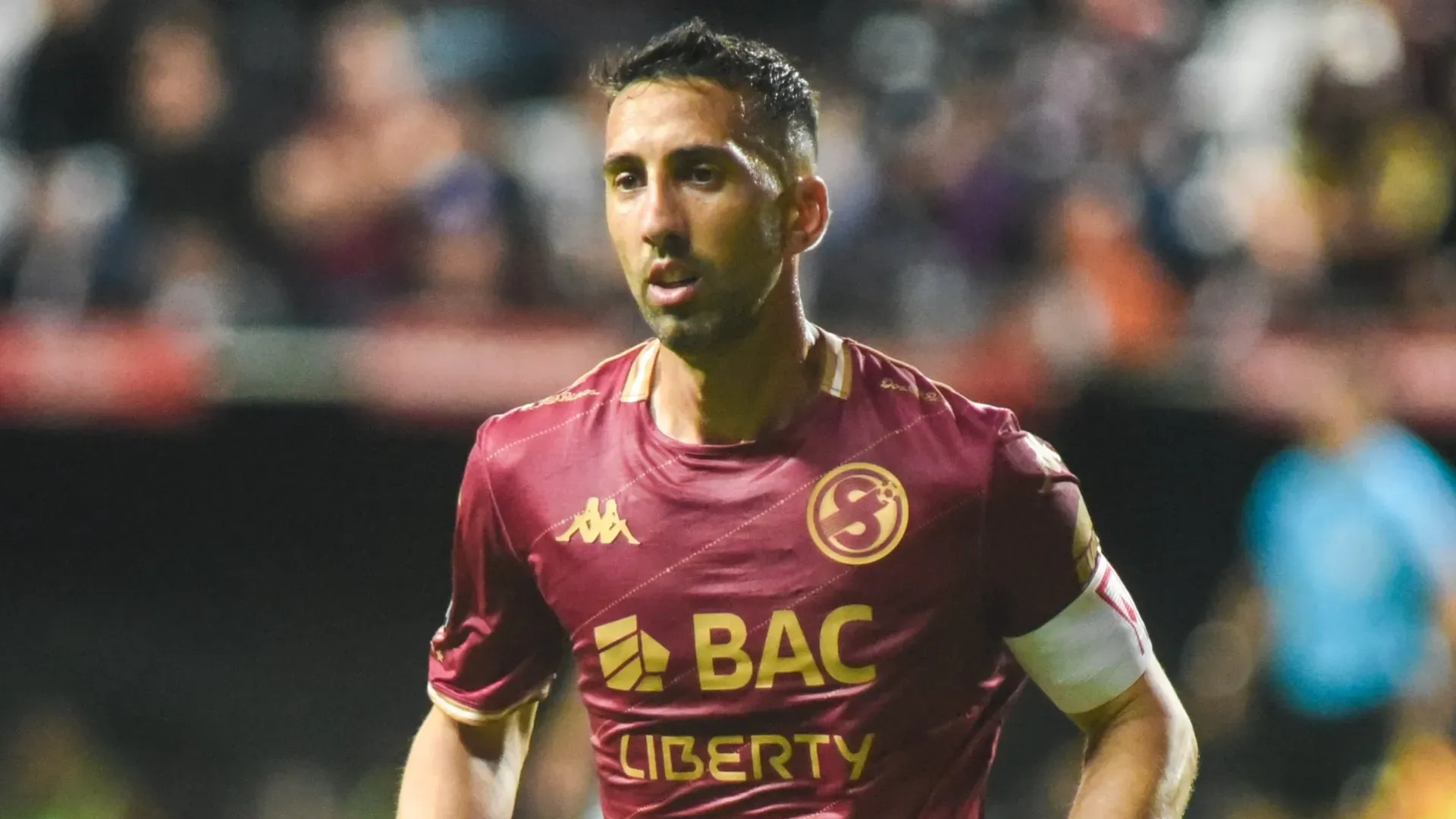 Mariano Torres definió su futuro. (Foto: Saprissa)