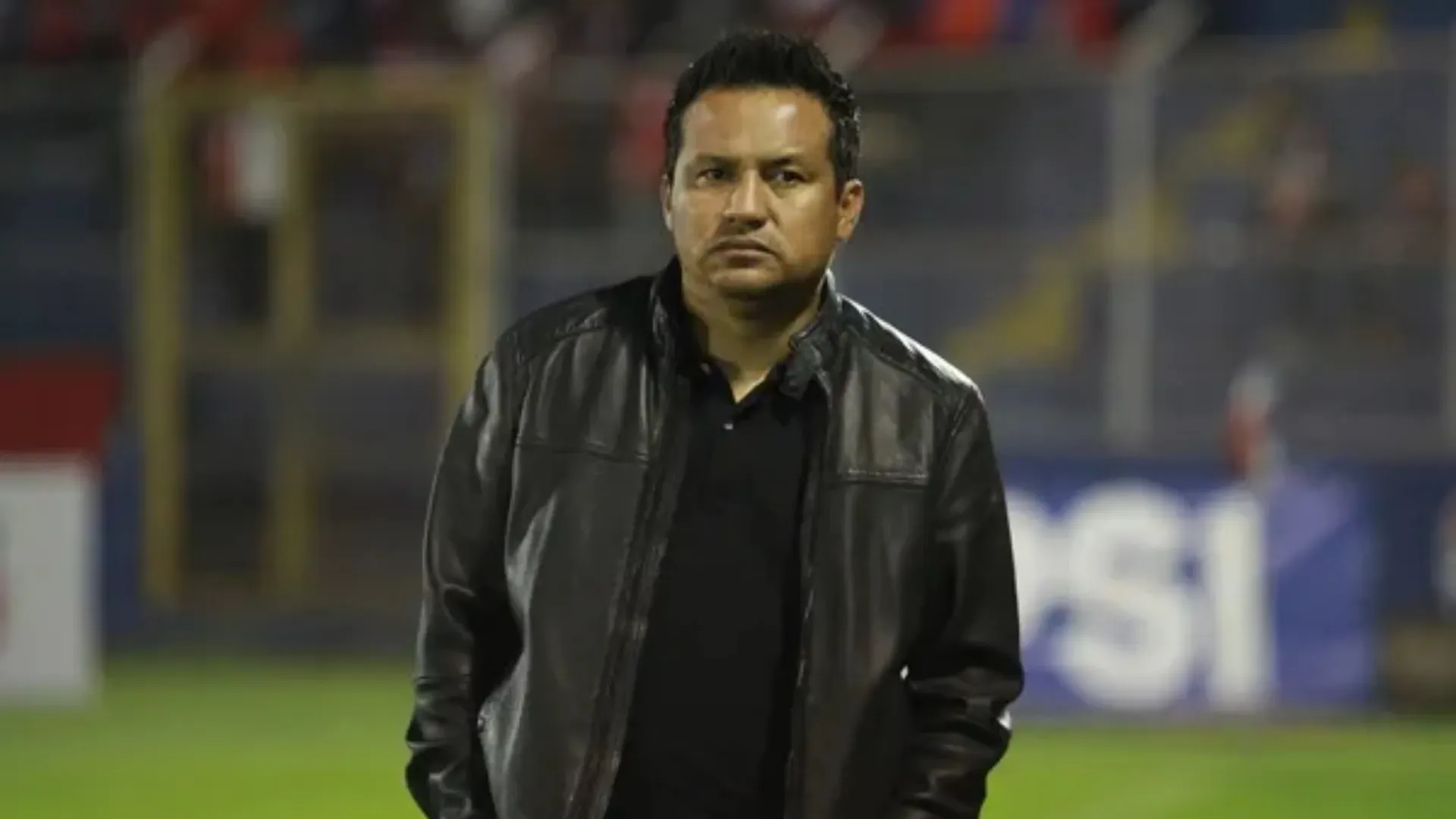 Amarini Villatoro se acerca a Cartaginés.