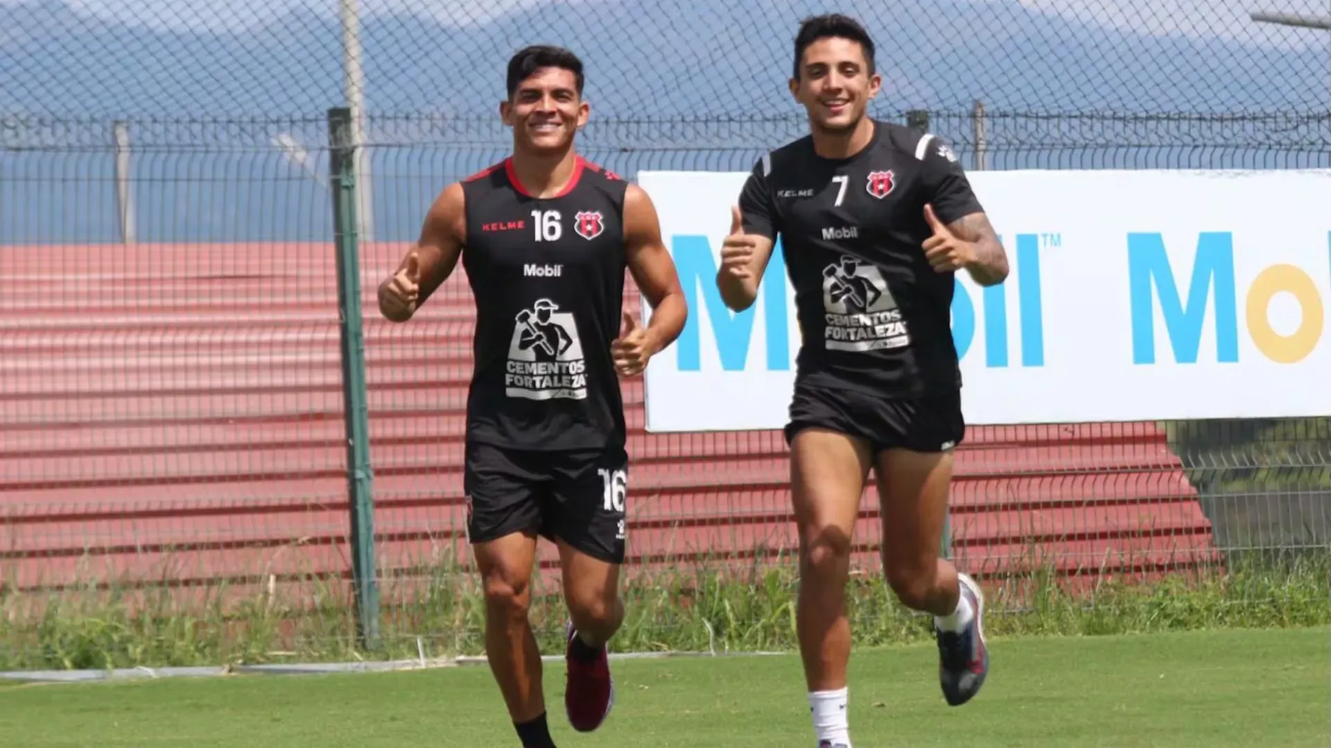 Barlon Sequeira fue una de las promesas de Alajulense junto a Alonso Martínez.