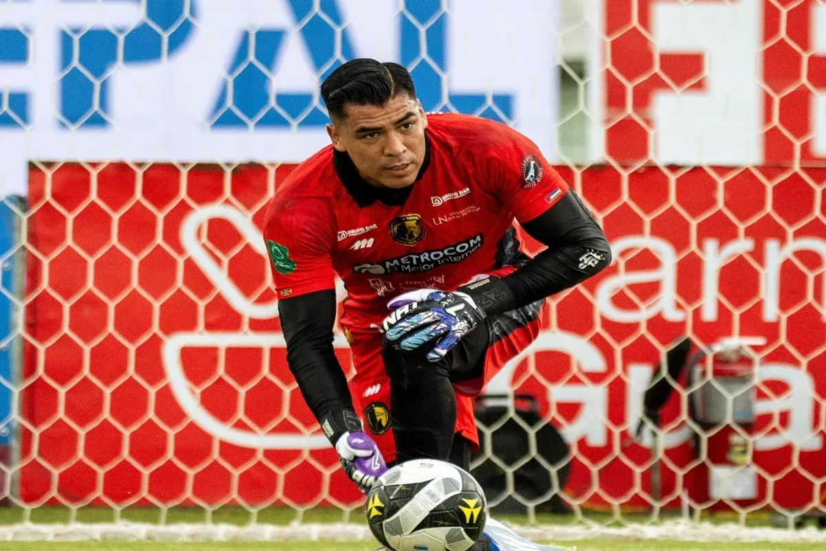 Antonny Monreal sonó para Saprissa (Instagram).